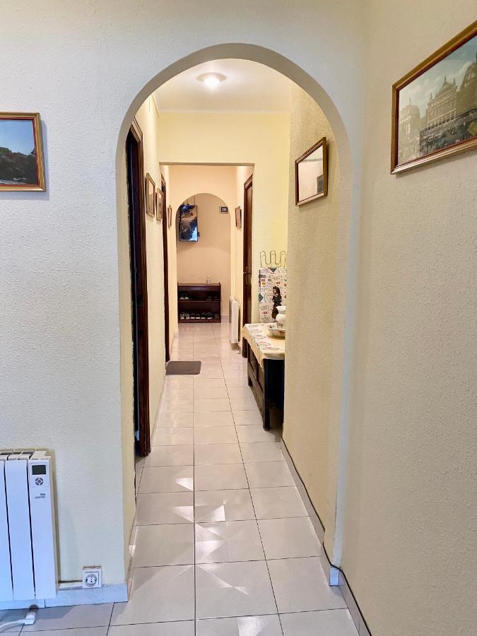 Habitacion Barato En Piso Familiar Compartido El Centro De La Ciudad Cerca De La Estacion De Autobuses Tarragona Dış mekan fotoğraf