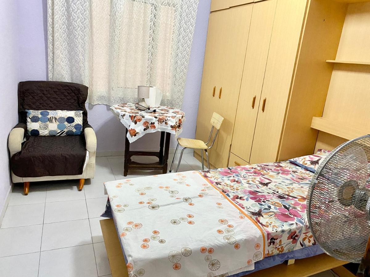 Habitacion Barato En Piso Familiar Compartido El Centro De La Ciudad Cerca De La Estacion De Autobuses Tarragona Dış mekan fotoğraf